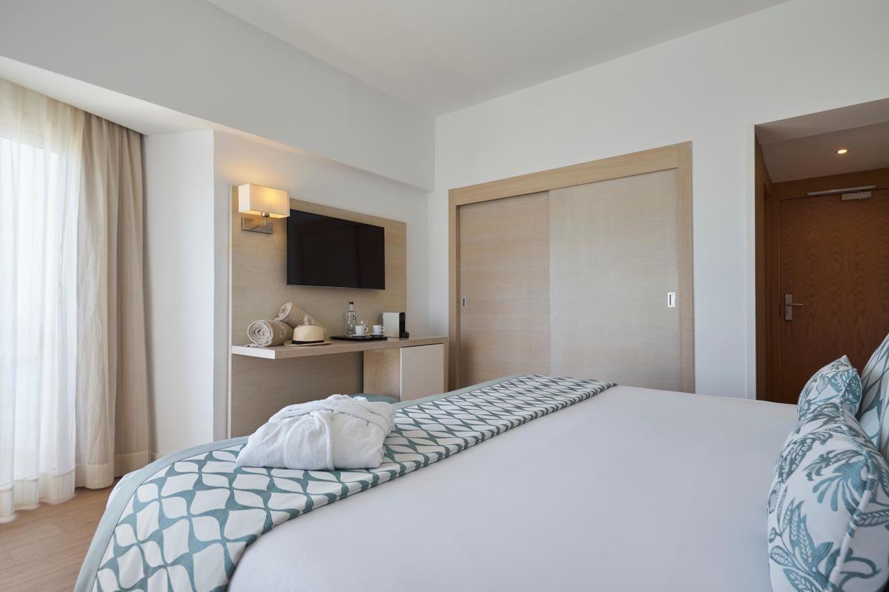 Pure Salt Garonda - Adults Only Hotel Playa de Palma  Kültér fotó A room at the hotel